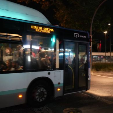 autocarro queima das fitas